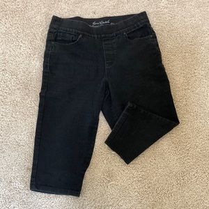 Gloria Vanderbilt Capri Stretchy Pants